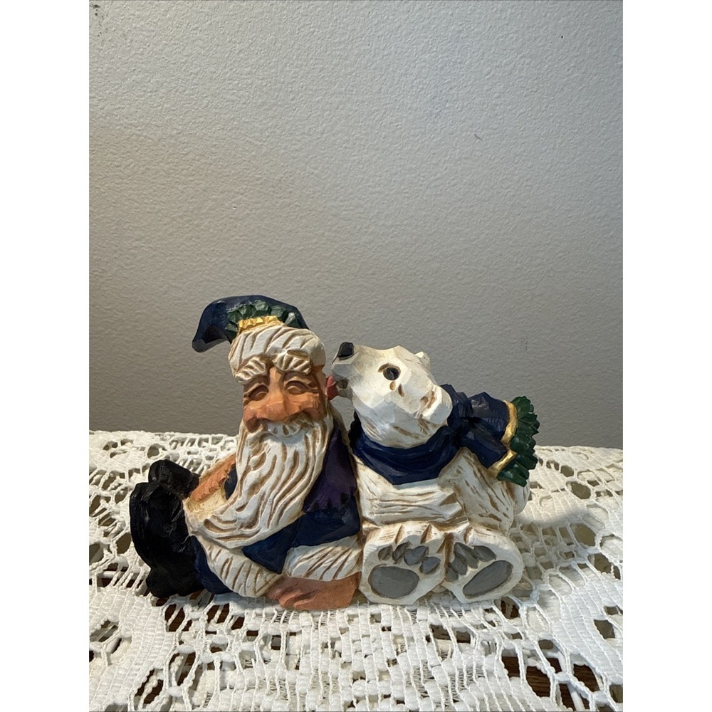 David Frykman DF1063 Polar Bear Kissing Santa Claus Shelf Sitter 1997
